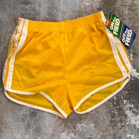 Vintage Yellow and White Levis On The Field Off The Field Shorts! Orange tab NWT - Picture 2 of 6